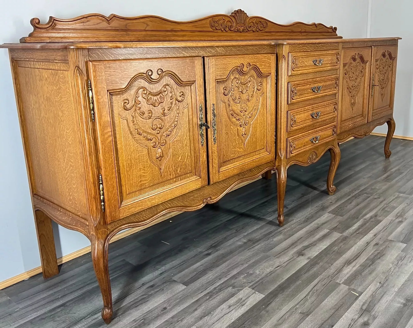 Vintage French Oak Sideboard Louis XIV Style Buffet Cabinet Cupboard LOT 3820