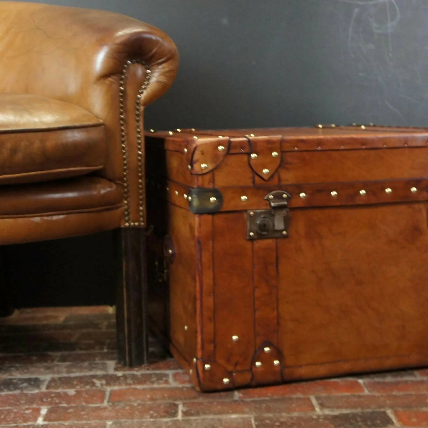 Vintage Leather Coffee Table Storage Trunk - Luxury Handmade English - Hand Pinned - Storage