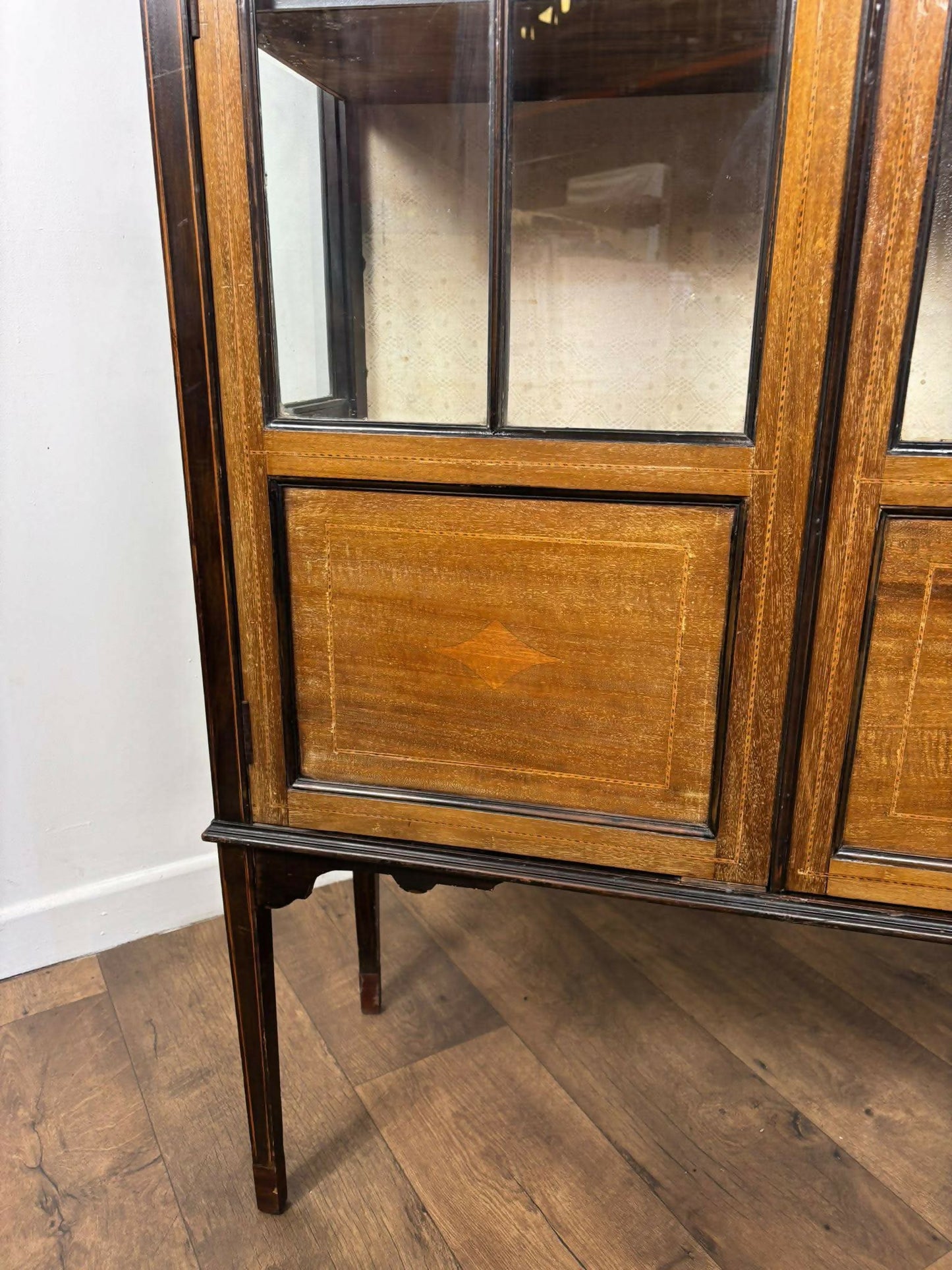 Edwardian Mahogany Inlaid Display Cabinet