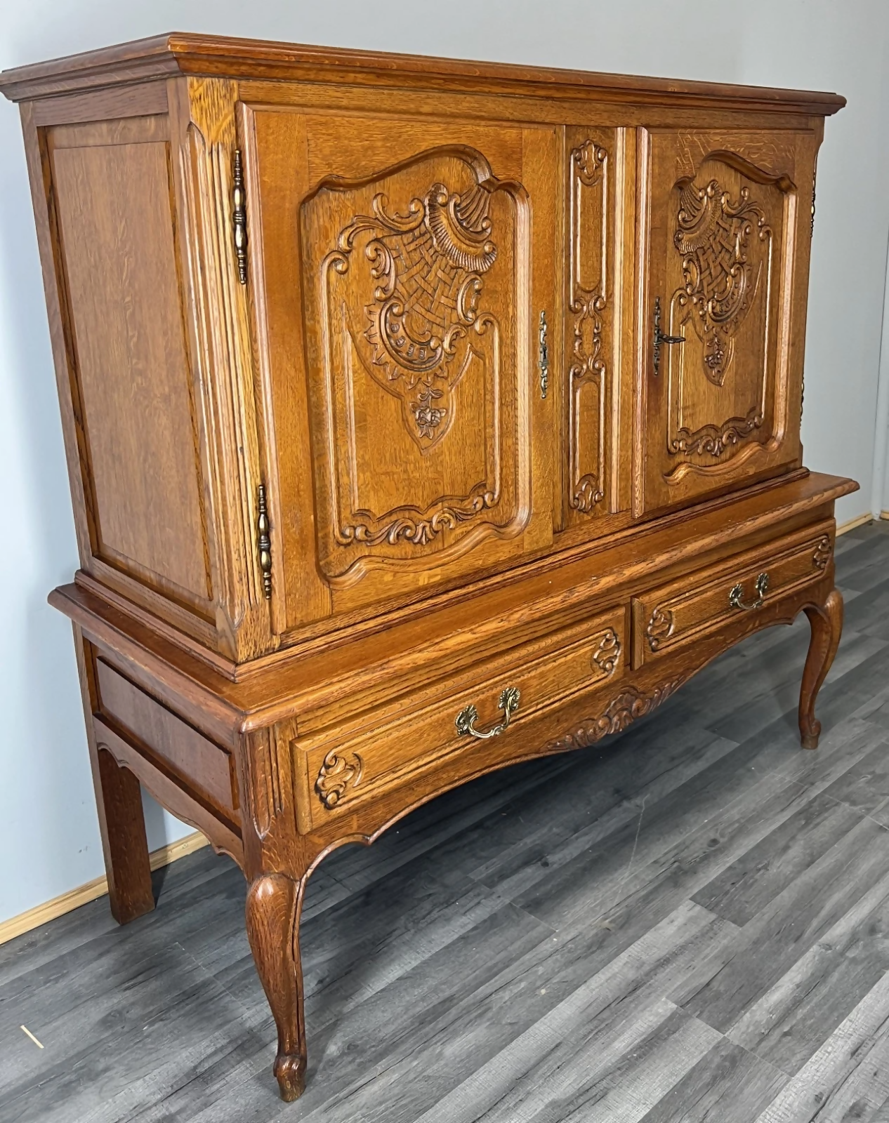 Cabinet Vintage French Louis XVI Oak Carved Sideboard with Drawers LOT 4015