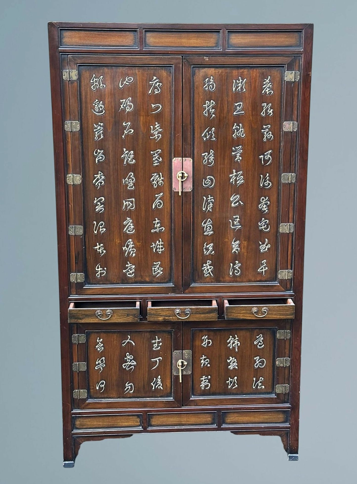 Oriental Chinese Decorated Wardrobe / Cupboard