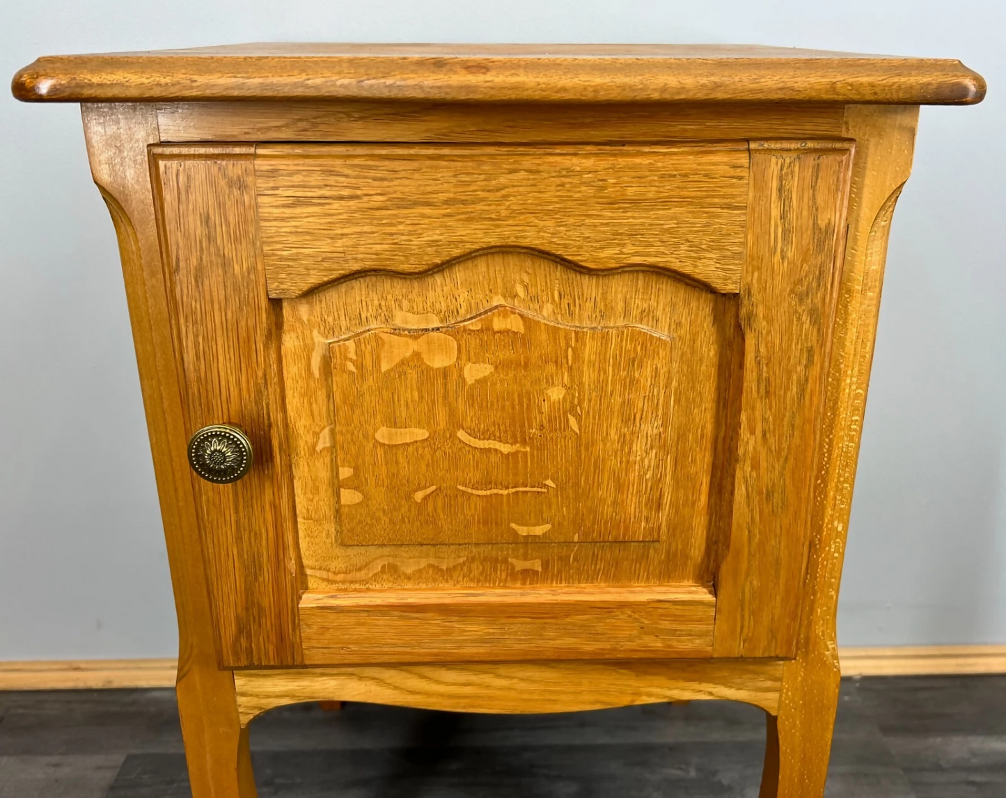 Bedside Table Vintage French Louis XVI Style Oak Cabinet Nightstand LOT 3728