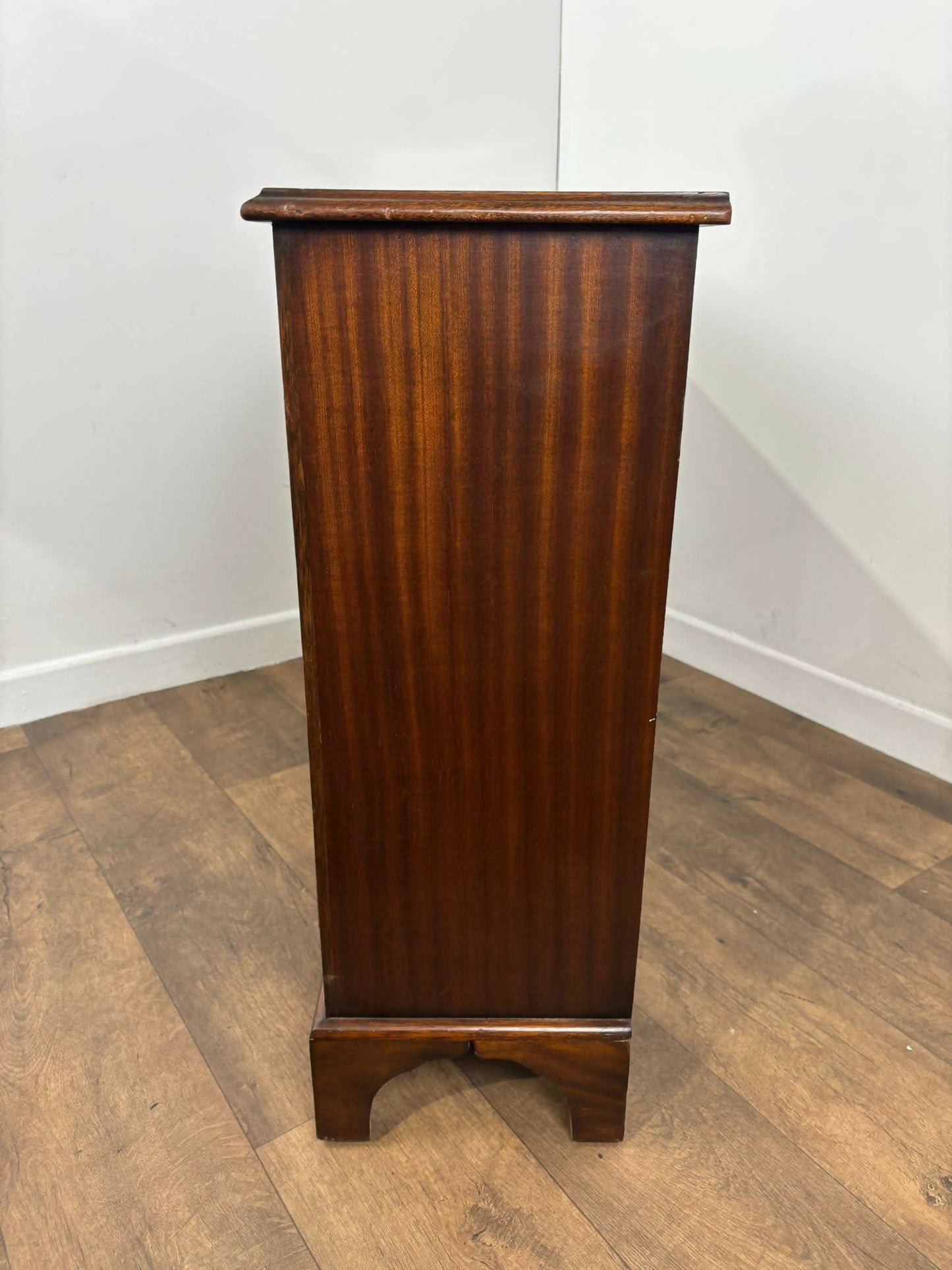 Reproduction Mahogany Crossbanded Breakfront Sideboard