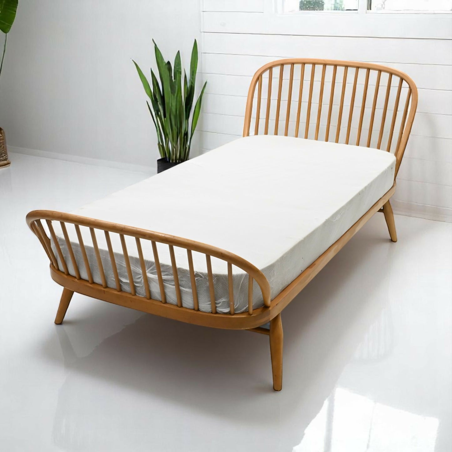 Ercol Windsor Single Bed & Mattress Light Finish Model 358 FREE UK Delivery*