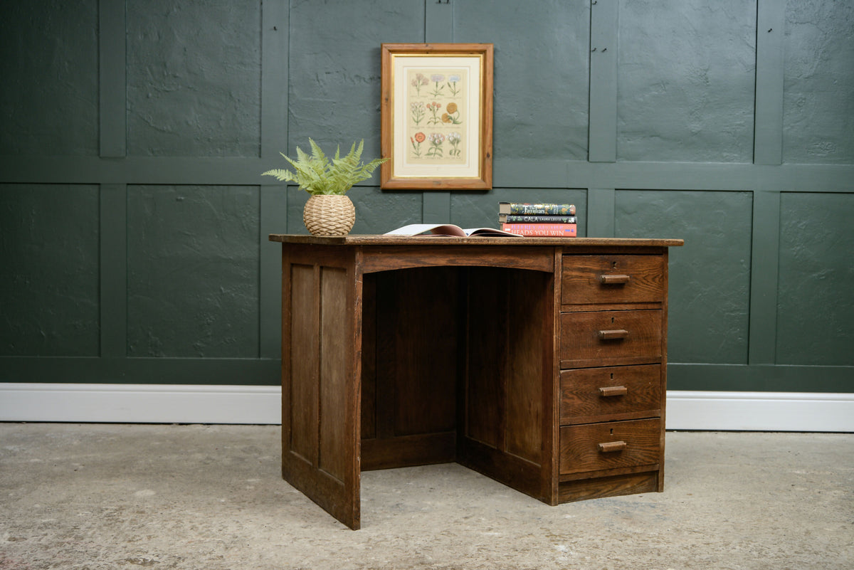 Old Oak Kneehole Desk with Drawers - Lovely Patina