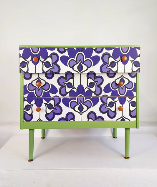 Chest Of Drawers In Yeabridge Green And Retro Pattern