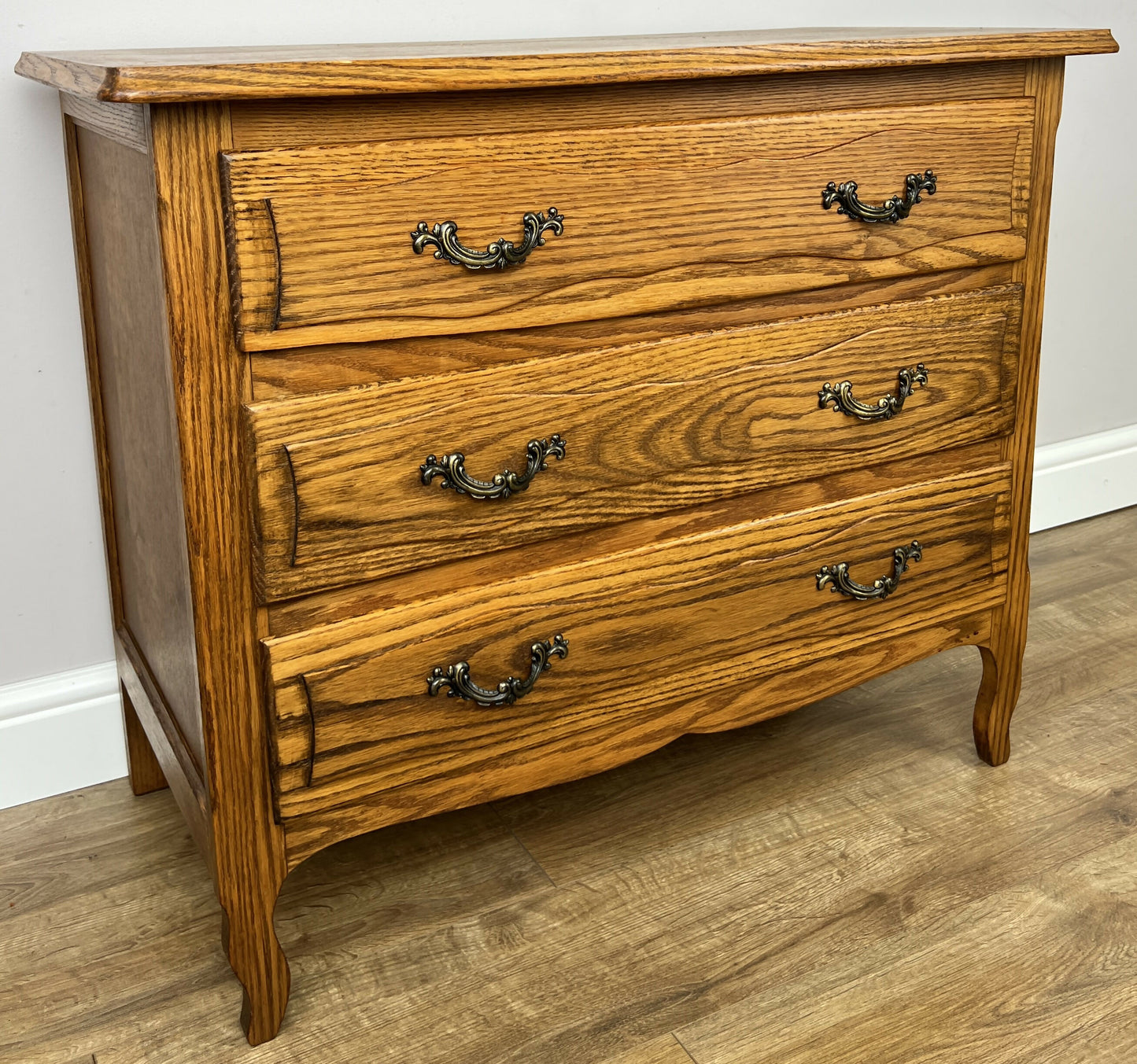 Chest of Drawers Vintage French Louis Oak 3 Drawers Carved Cabinet LOT 6256