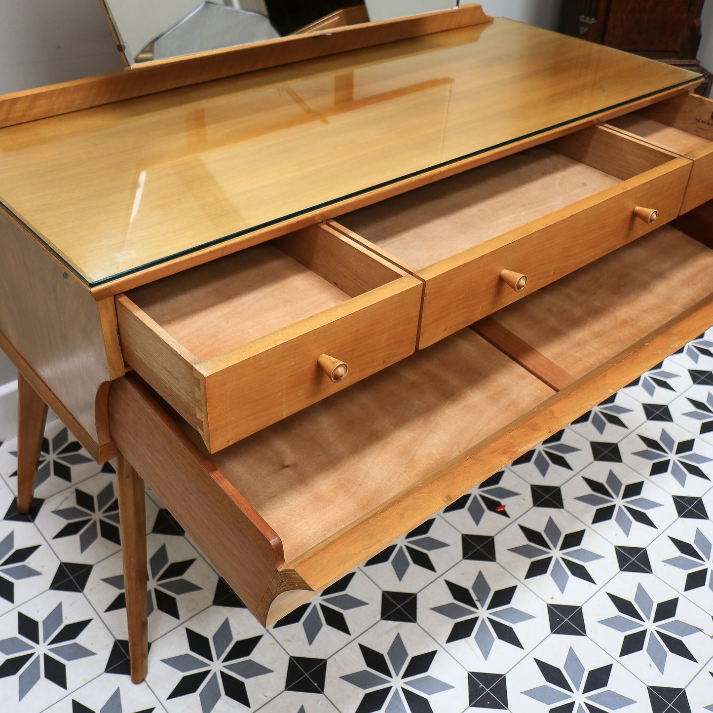 Alfred Cox Mid Century Dressing Table in Walnut 1960s with Single Mirror