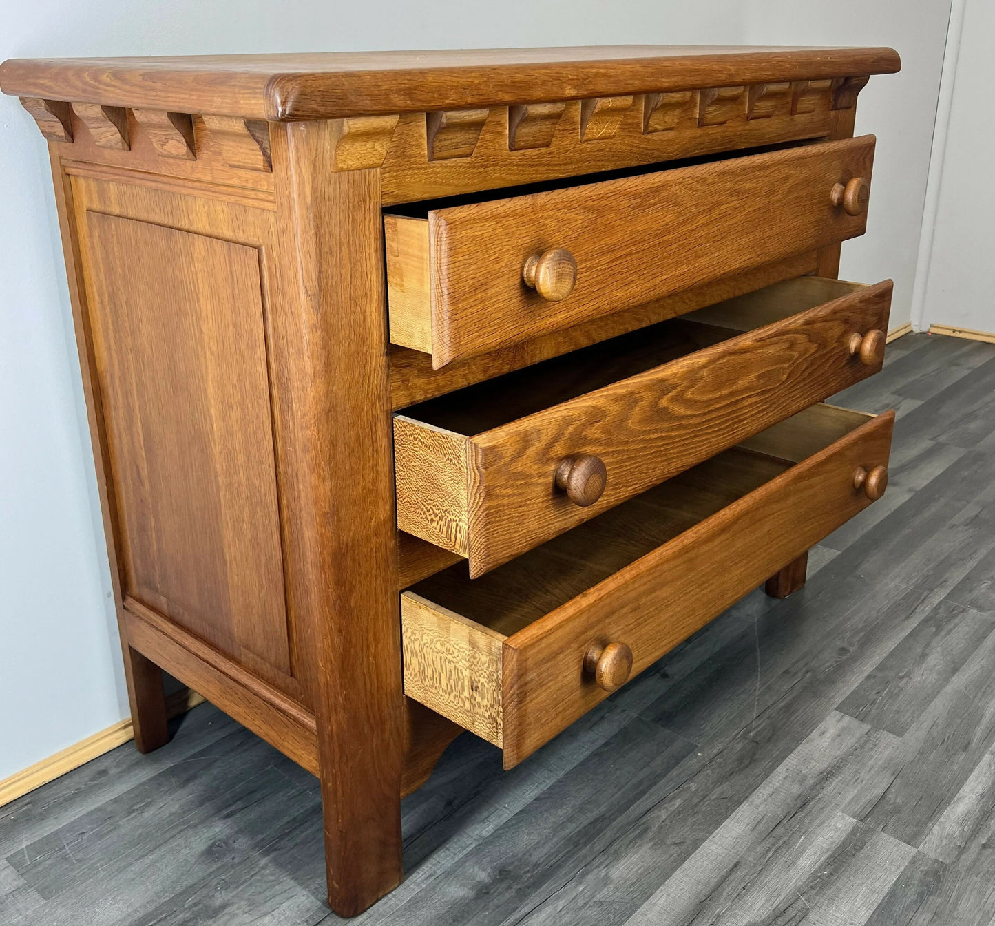 Vintage Chest of Drawers French Style Sideboard Carved Cabinet LOT 2930