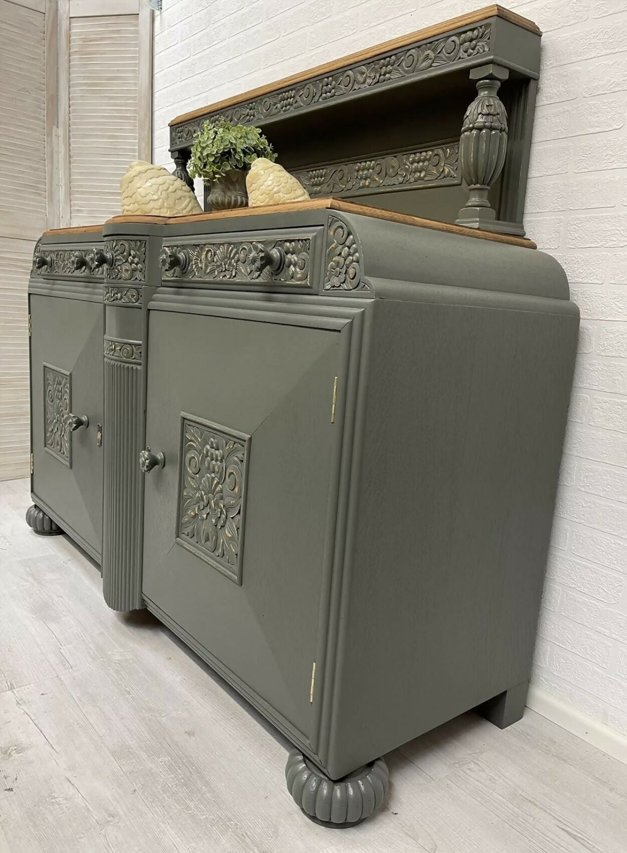 Stunning Art Deco Vintage Sideboard Solid Oak