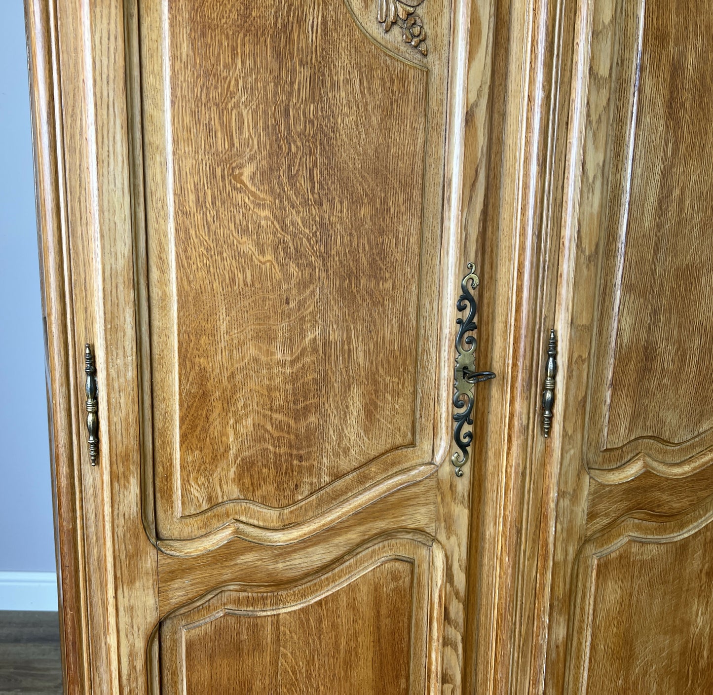 Wardrobe Vintage French Louis XVI Style Oak Four Door Carved Armoire LOT 6384