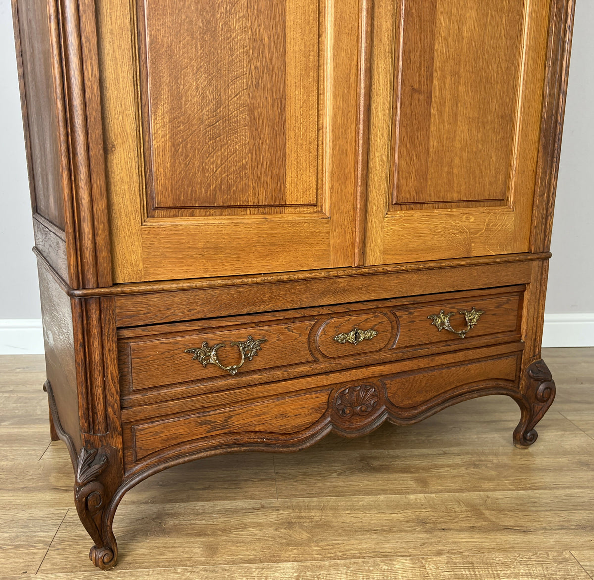 Wardrobe Antique French Style Oak Two Door Storage Carved Armoire LOT 6510