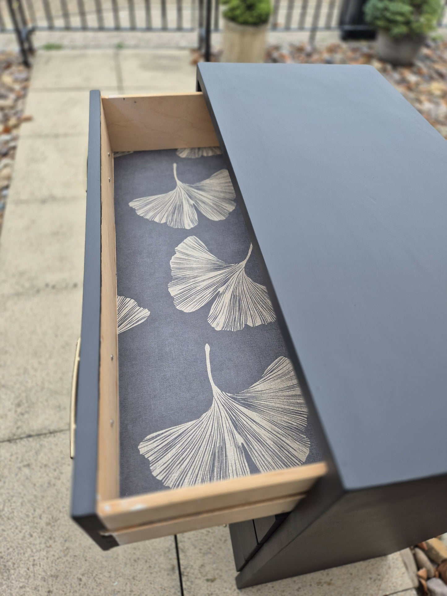 Contemporary Chest of drawers