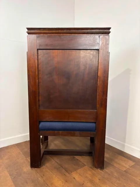 Georgian Mahogany Throne Arm Chair - From Ruthin Court House