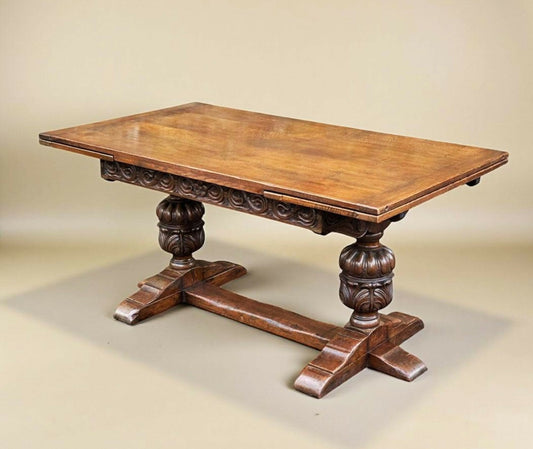 Large Oak Draw Leaf Dining Table