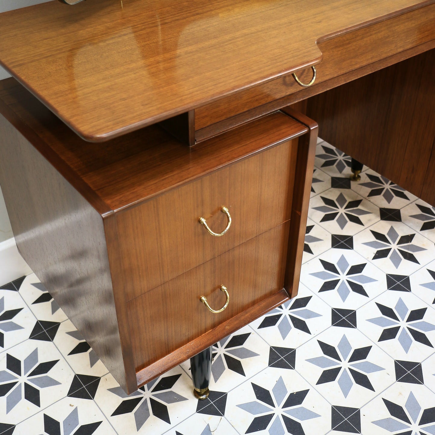 G Plan Librenza Tola Black Dressing Table 1950s with Triple Mirrors