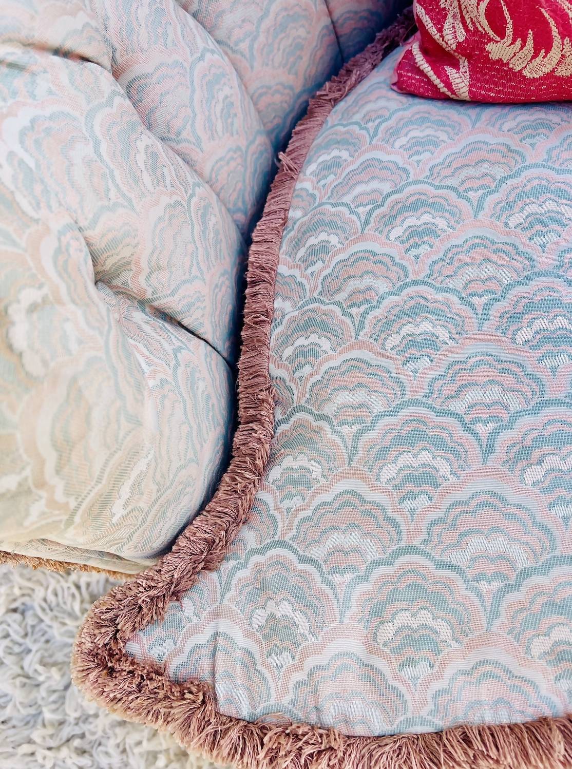 Stunning Vintage Hollywood Revival Scalloped Armchair In Pink And Blue