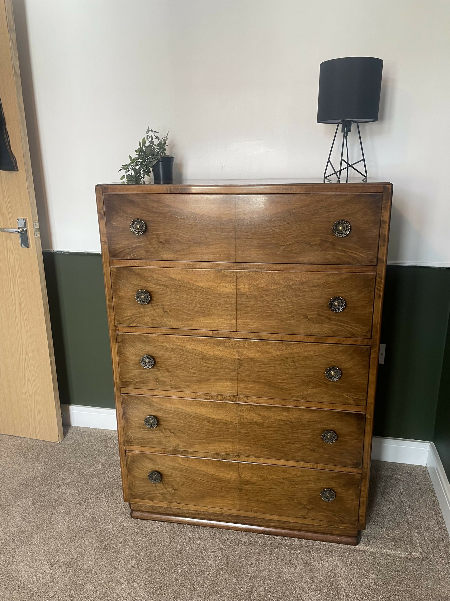Harris Lebus, Vintage Mid Century Chest of Drawers / Tallboy – 5 Drawer – Beautiful Figured Wood Veneer – 1950s Style