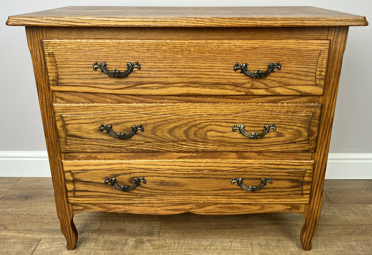 Chest of Drawers Vintage French Louis Oak 3 Drawers Carved Cabinet LOT 6256