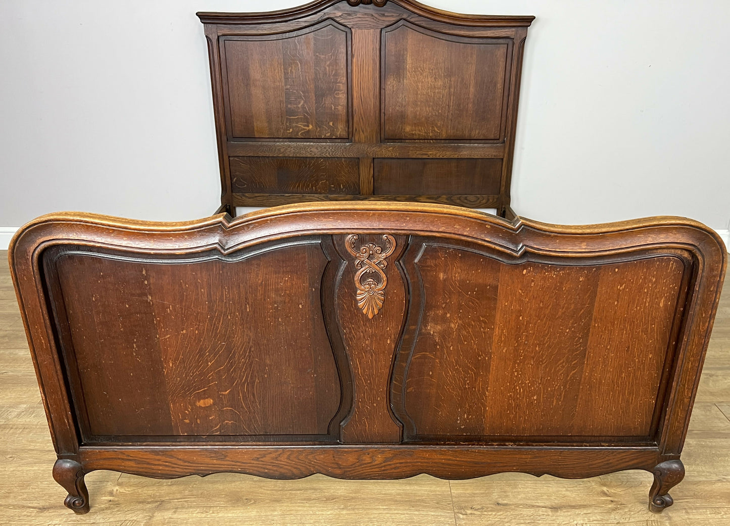 Bed Vintage French Louis XVI Oak Double Bed Frame Carved Headboard LOT 6378