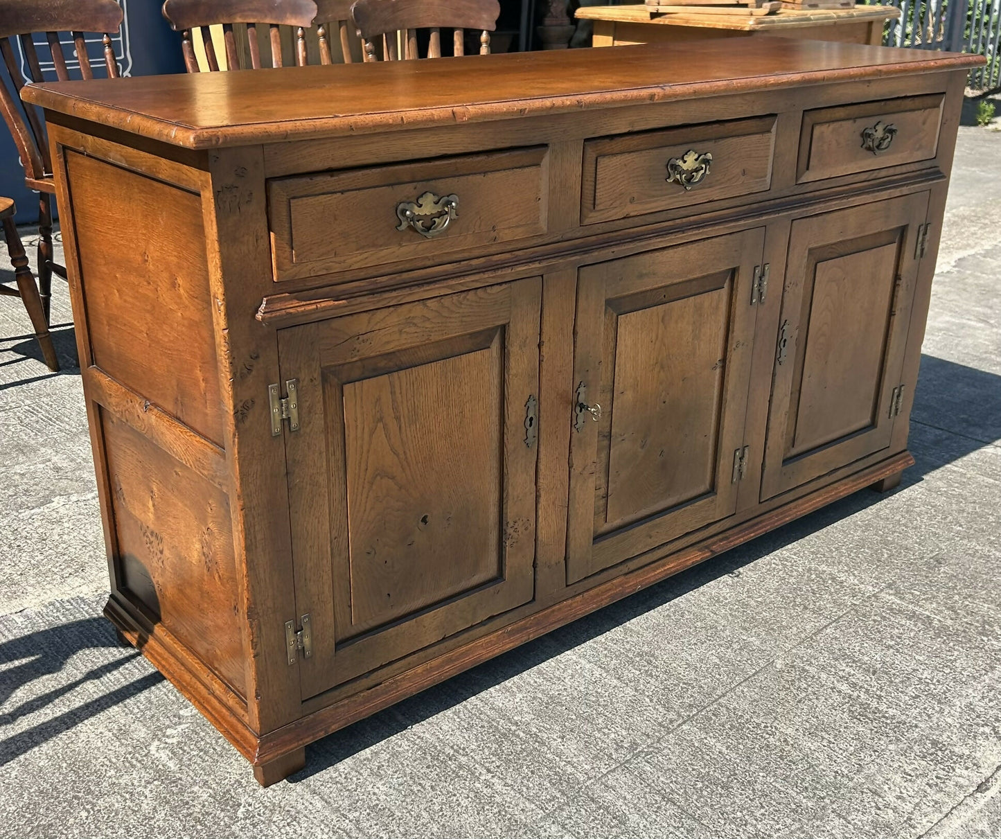 Quality English Distressed Epicormic Ipswich Oak Style Dresser Base Sideboard