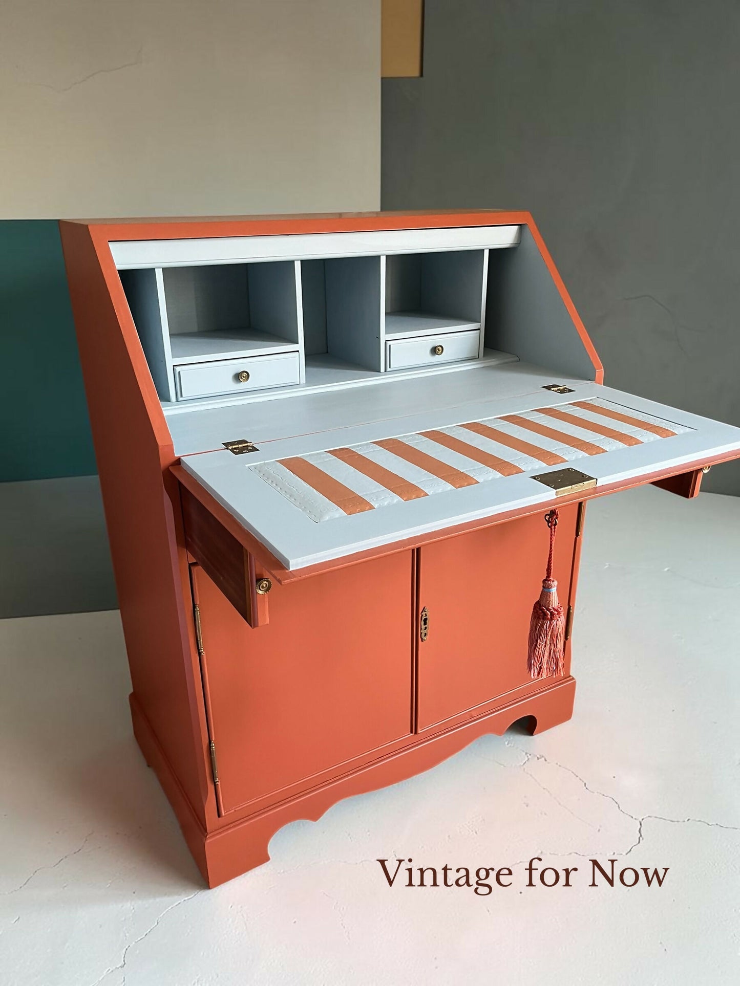 Bureau Writing Desk