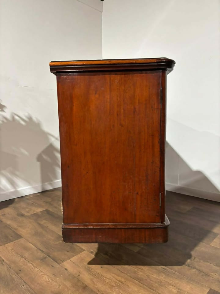 Victorian Mahogany Sideboard