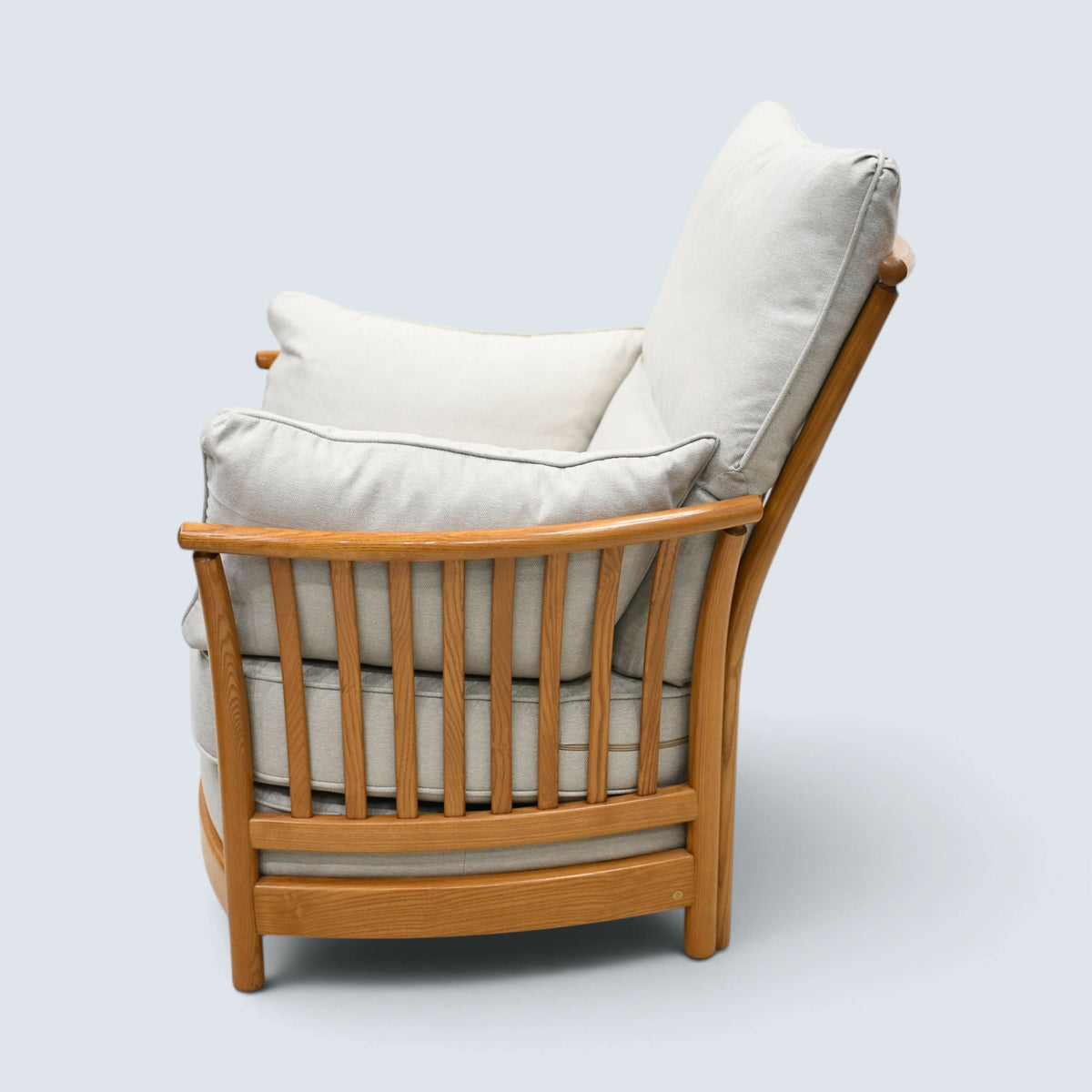 Ercol Renaissance Easy Chair Armchair Light Finish Model 1068 FREE UK* Delivery