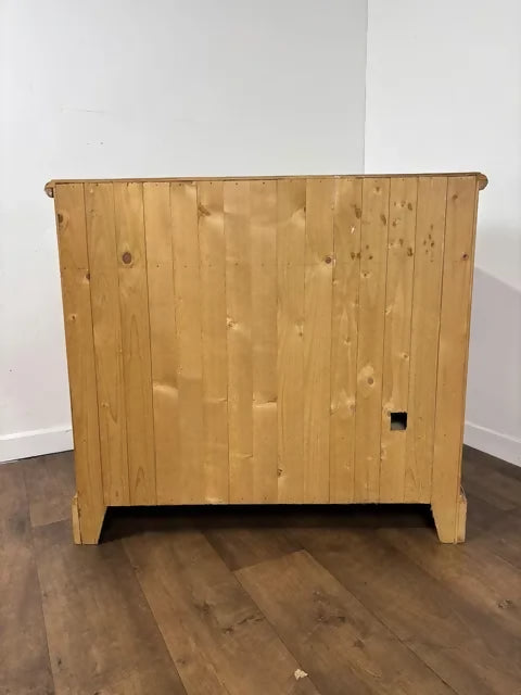 Antique Style Pine Sideboard / Cupboard