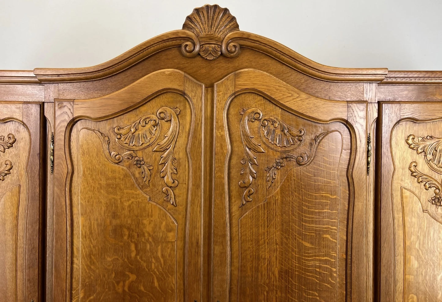 Wardrobe Vintage French Louis XVI Style Oak Four Door Carved Armoire LOT 4823