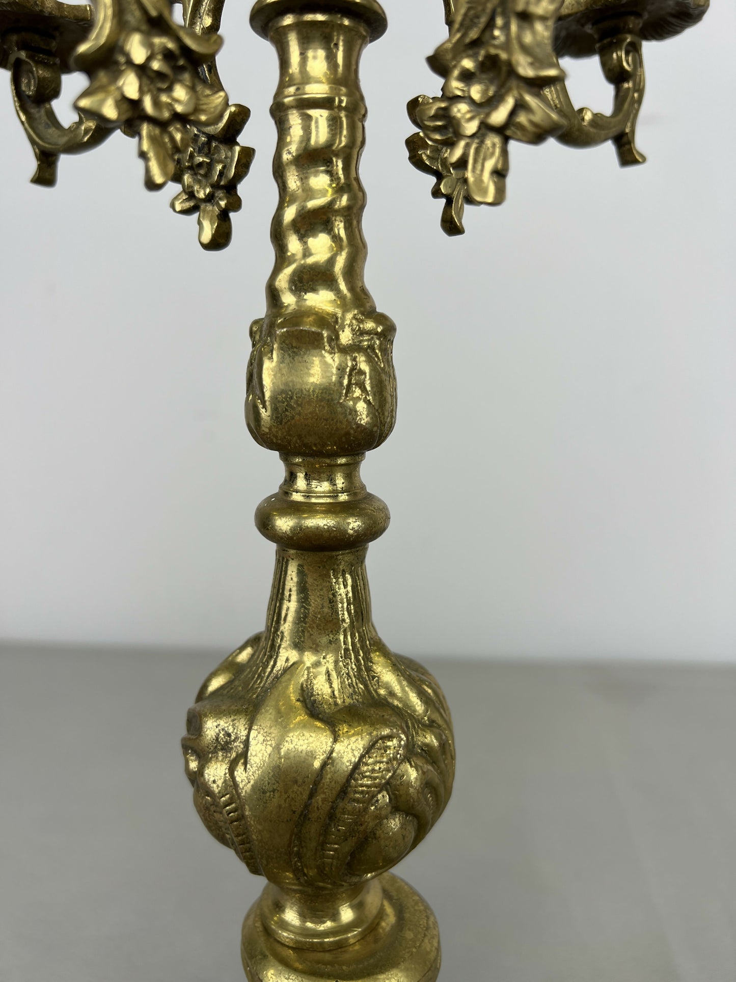 Candelabra Vintage French Style Brass Five Arm Ornate Candle Holder LOT 6423