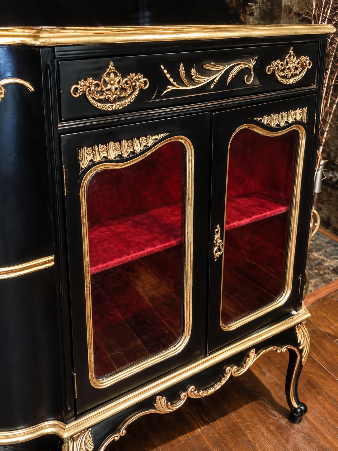 French Style Black & Gold Sideboard / Drinks Cabinet - Red Velvet Interior