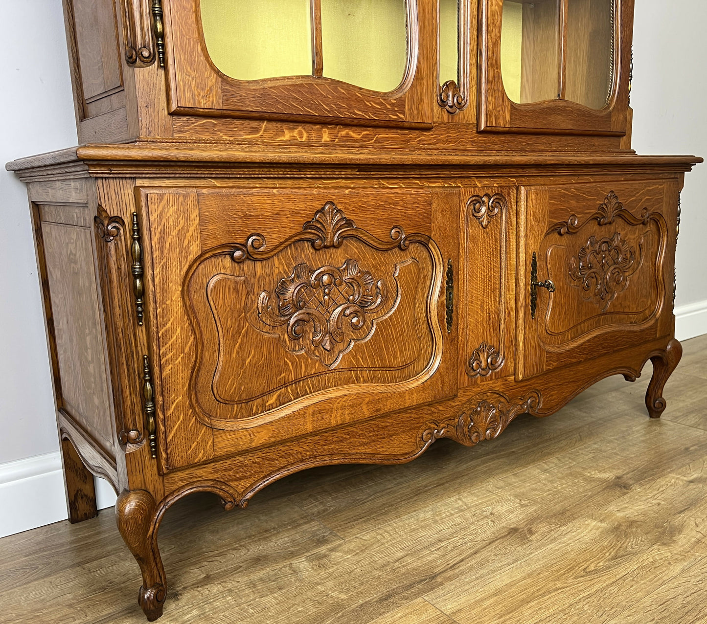 Bookcase Vintage French Louis XVI Oak Display Cabinet Carved Sideboard LOT 6282