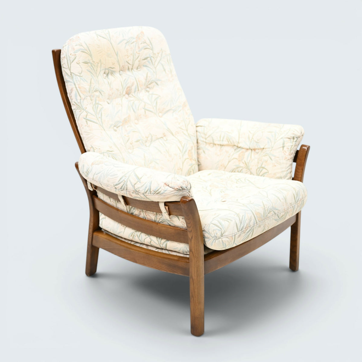 Ercol Easy Chair Armchair Golden Dawn Ercol's Bird Upholstery FREE UK Delivery*