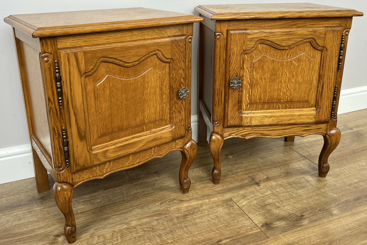 Pair of Bedside Tables Vintage French Louis Oak Nightstands Cabinets LOT 6295
