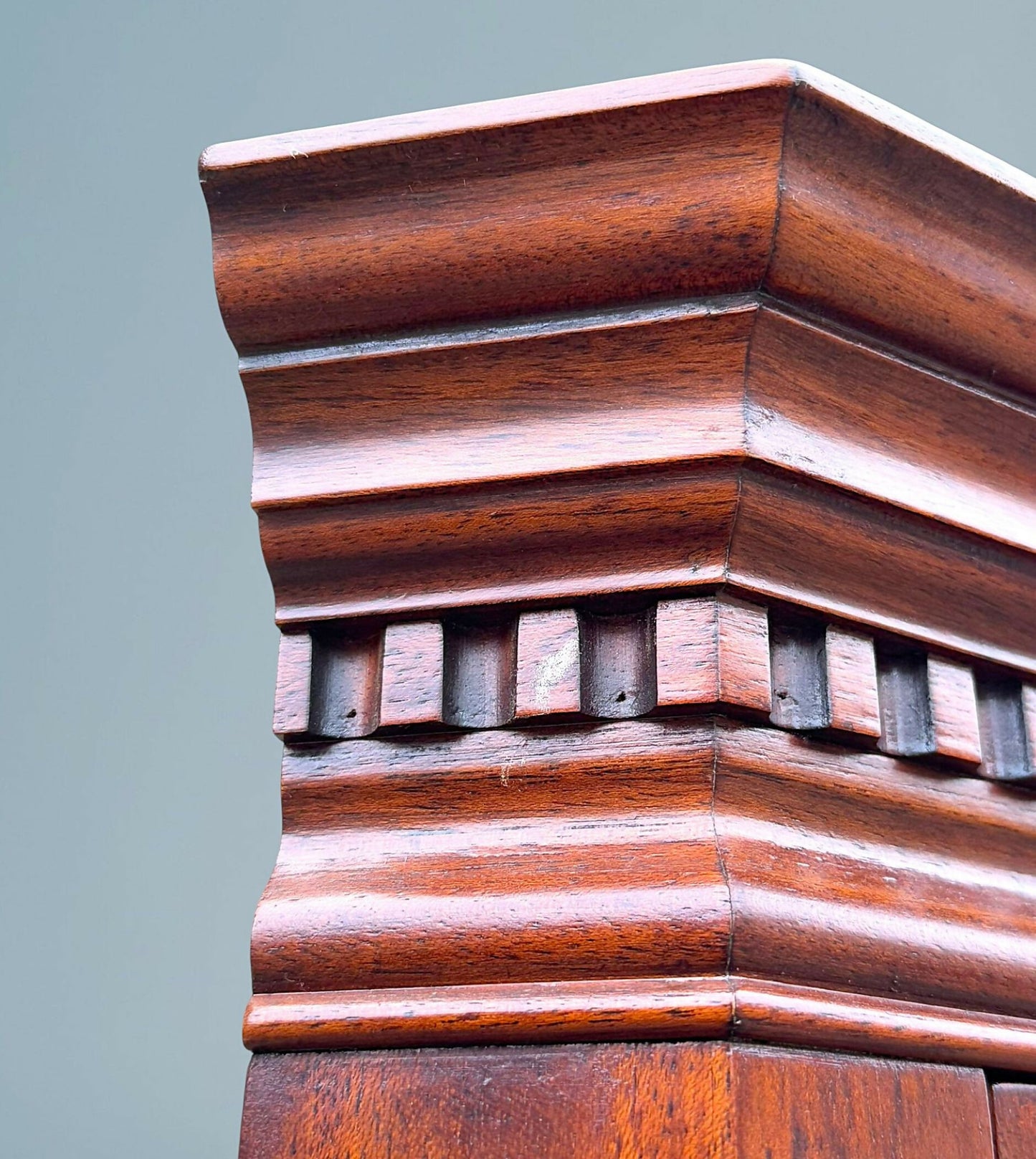 Charles Barr Figured Mahogany Corner Cabinet / Corner Cupboard