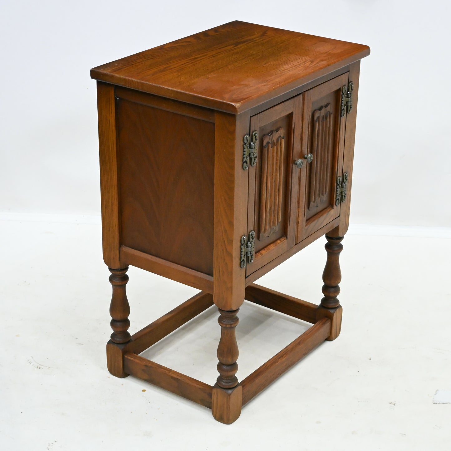 Old Charm Pedestal Cupboard Cabinet Linenfold Doors Tudor Brown FREE UK DELIVERY. SBR10924/0909E