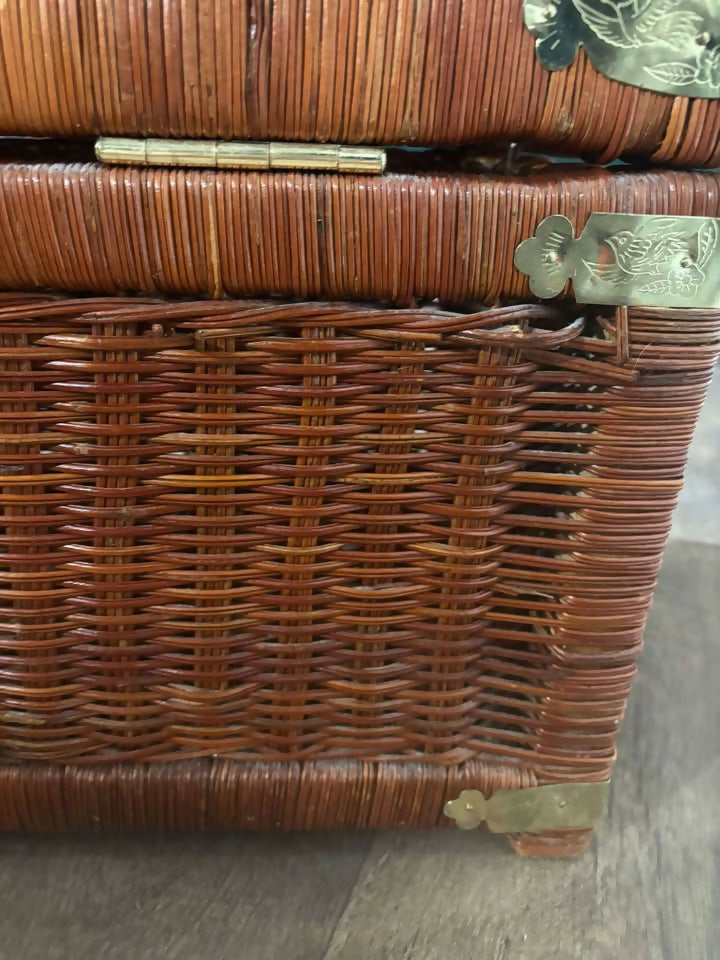 Wicker Chest2