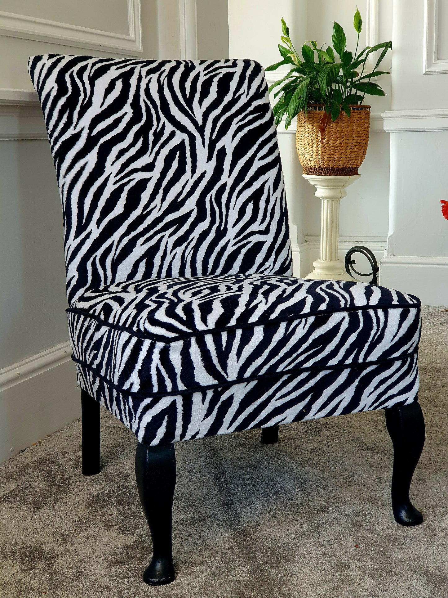 Slipper Chair. Accent Chair, Mid-century, Animal Print Velvet. Restored Rebuilt, Reupholstered. Fantastic Condition. Circa 1950sd
