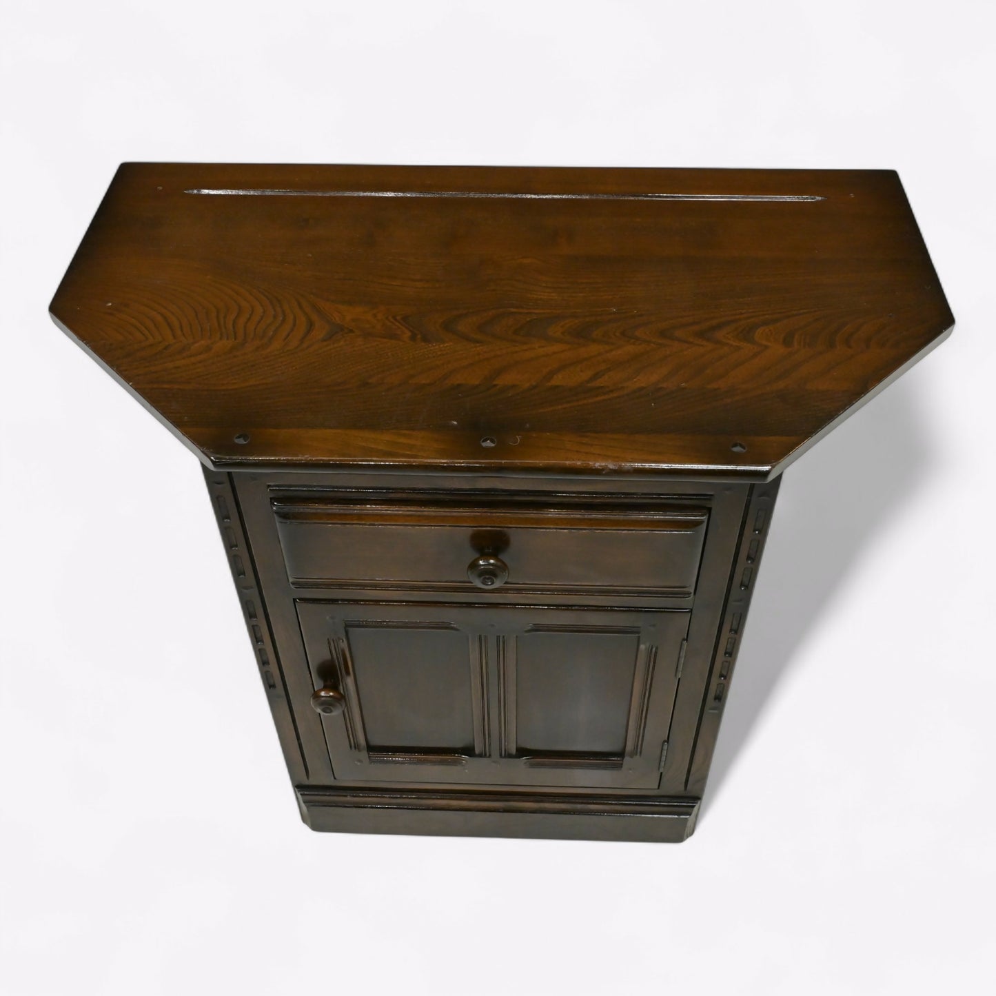 Ercol Corner Base Unit/Cupboard Model Number 590 Dark Finish FREE UK Delivery. SBR10408/0105E