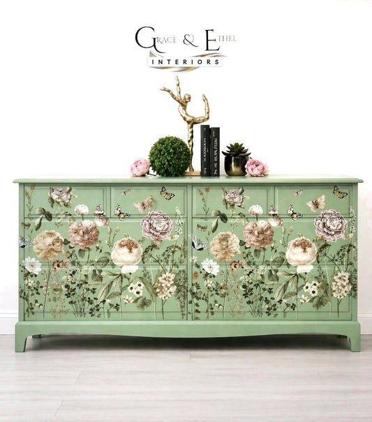 PAINT TO ORDER-Stag minstrel captains chest in green