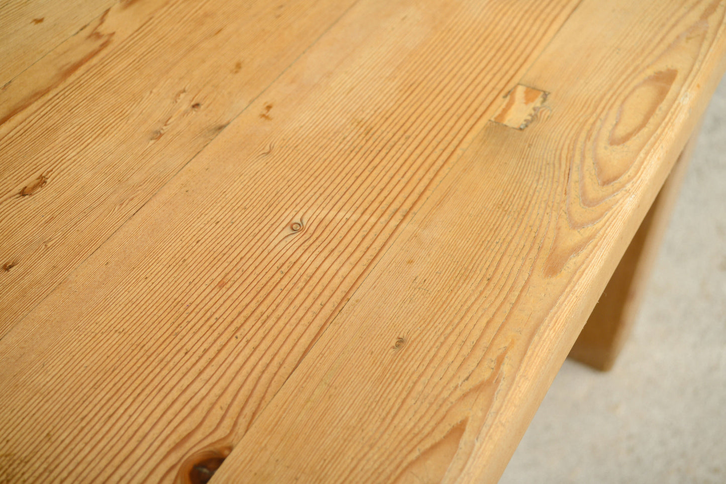 Plank Top Pine Dining Table - Reclaimed Wood - 167 cm