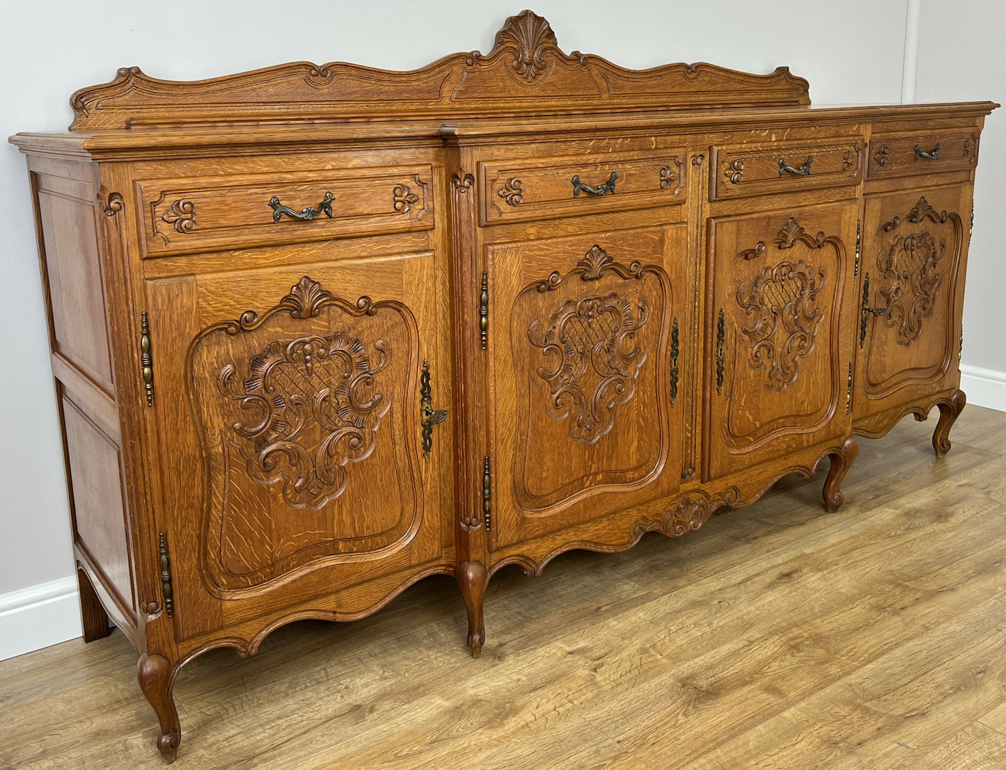 Sideboard Vintage French Louis Style Oak 4 Door Cupboard Carved Cabinet LOT 6363