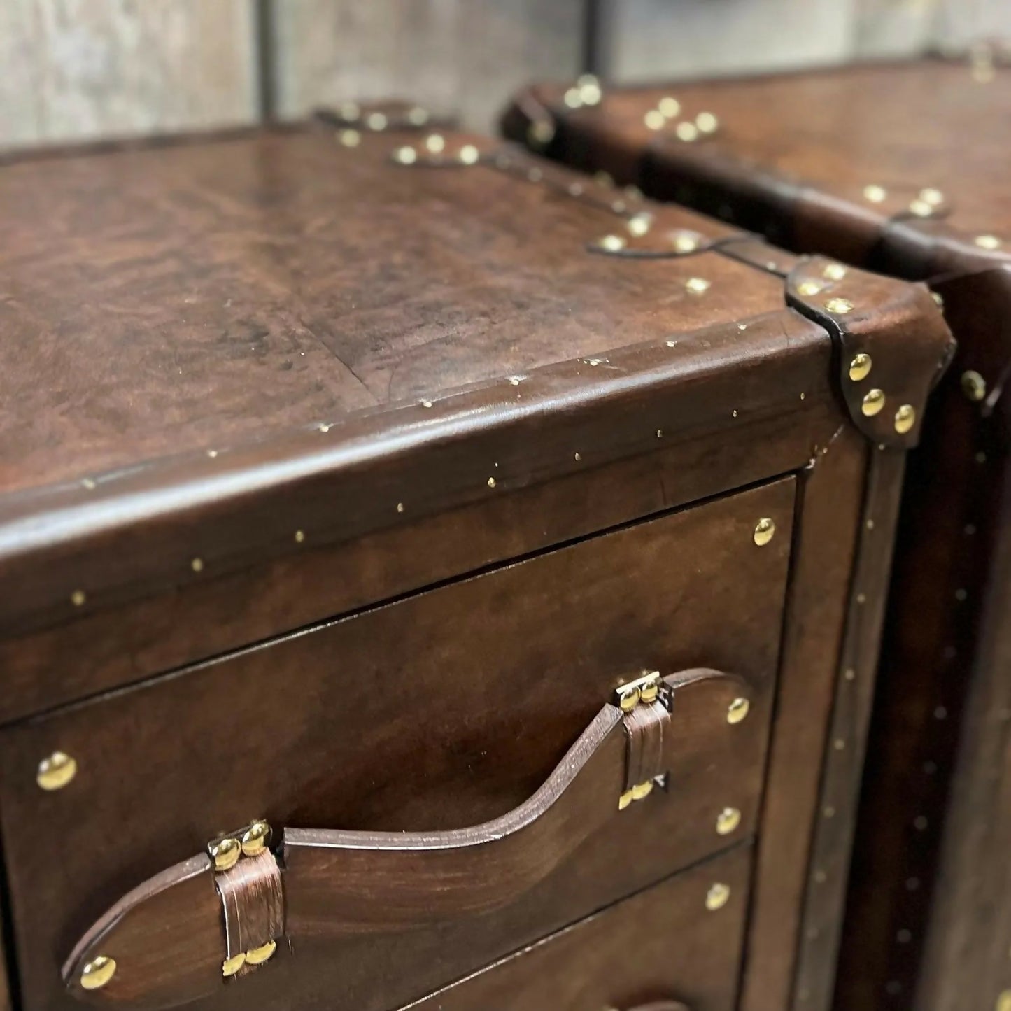 Vintage Handcrafted English Oak Leather Nightstands – Luxury Bedside Tables (Set of 2)