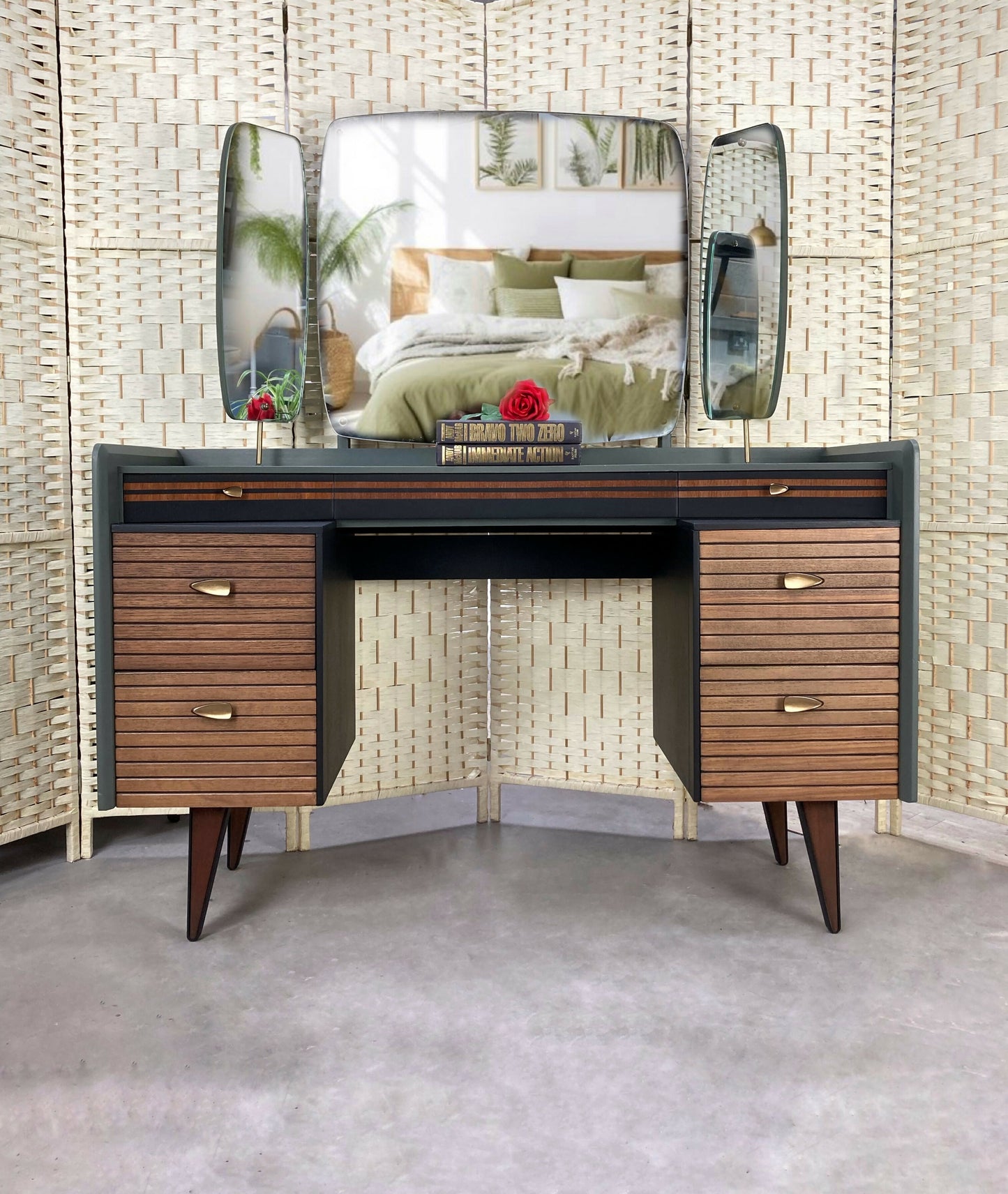 Retro Mid Century Modern 3 piece Lebus Link bedroom set in Green, Black and Wood.