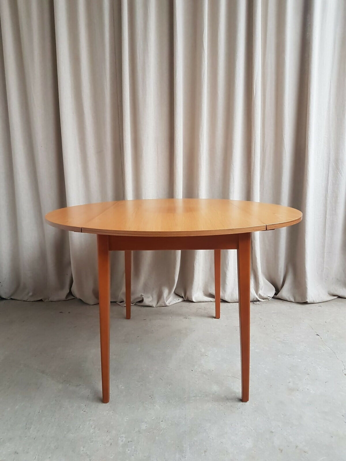 Vintage Mid Century Drop Leaf Oak Effect Extending Dining Table Danish Retro R655