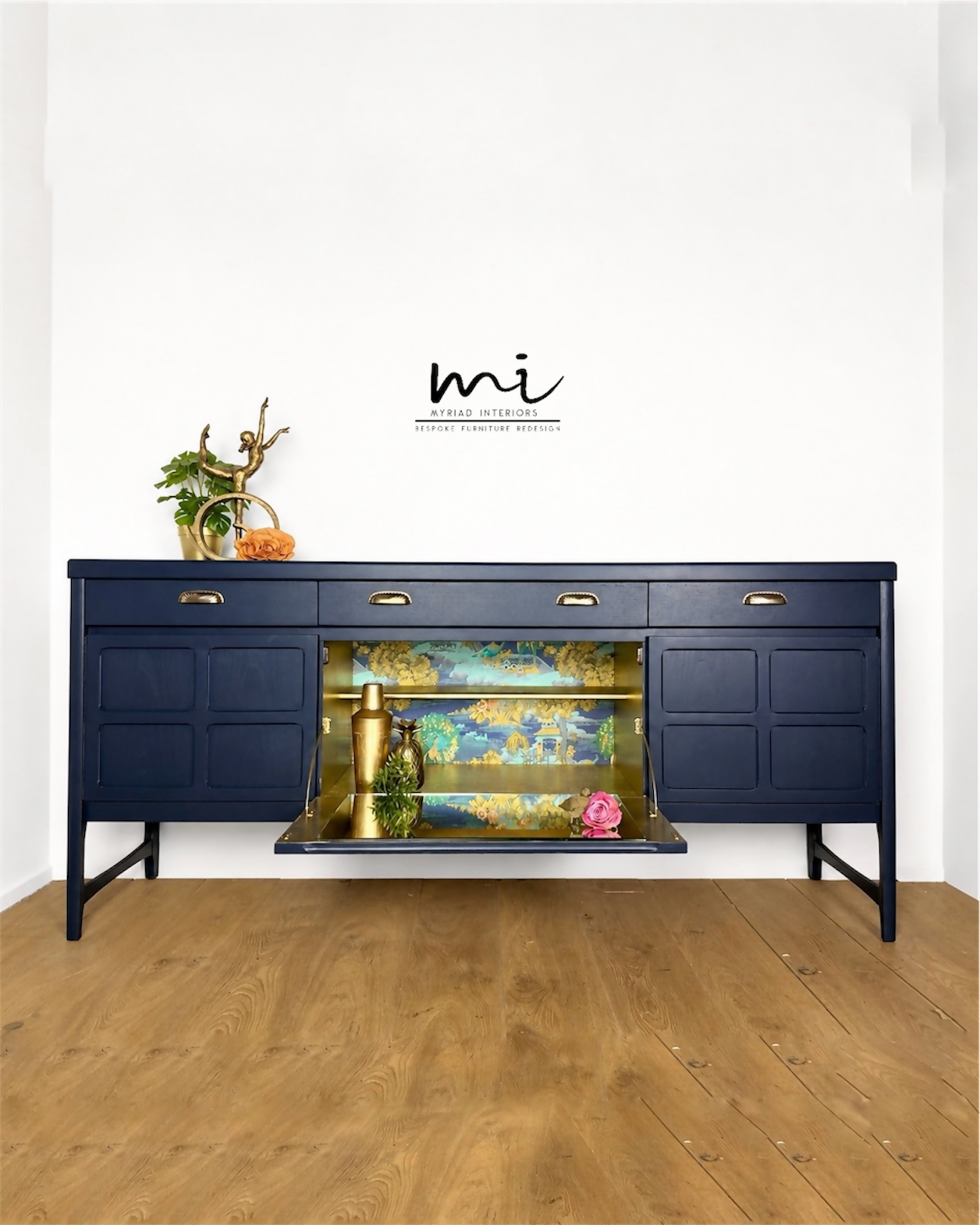 Refinished mid century Nathan sideboard drinks cabinet, navy blue with art deco chinoiserie inspired design, gold, cocktail, tv media unit
