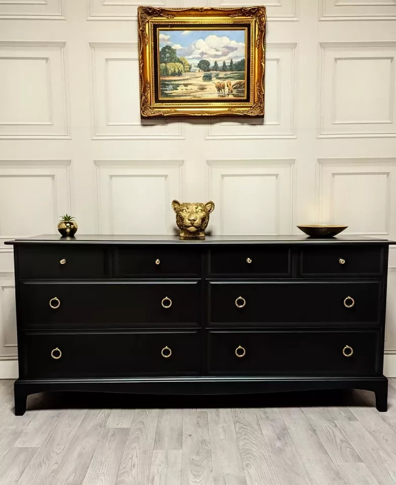 Stag Minstrel Captains Chest, Solid Wood, Eight Drawers, Black Chest of drawers