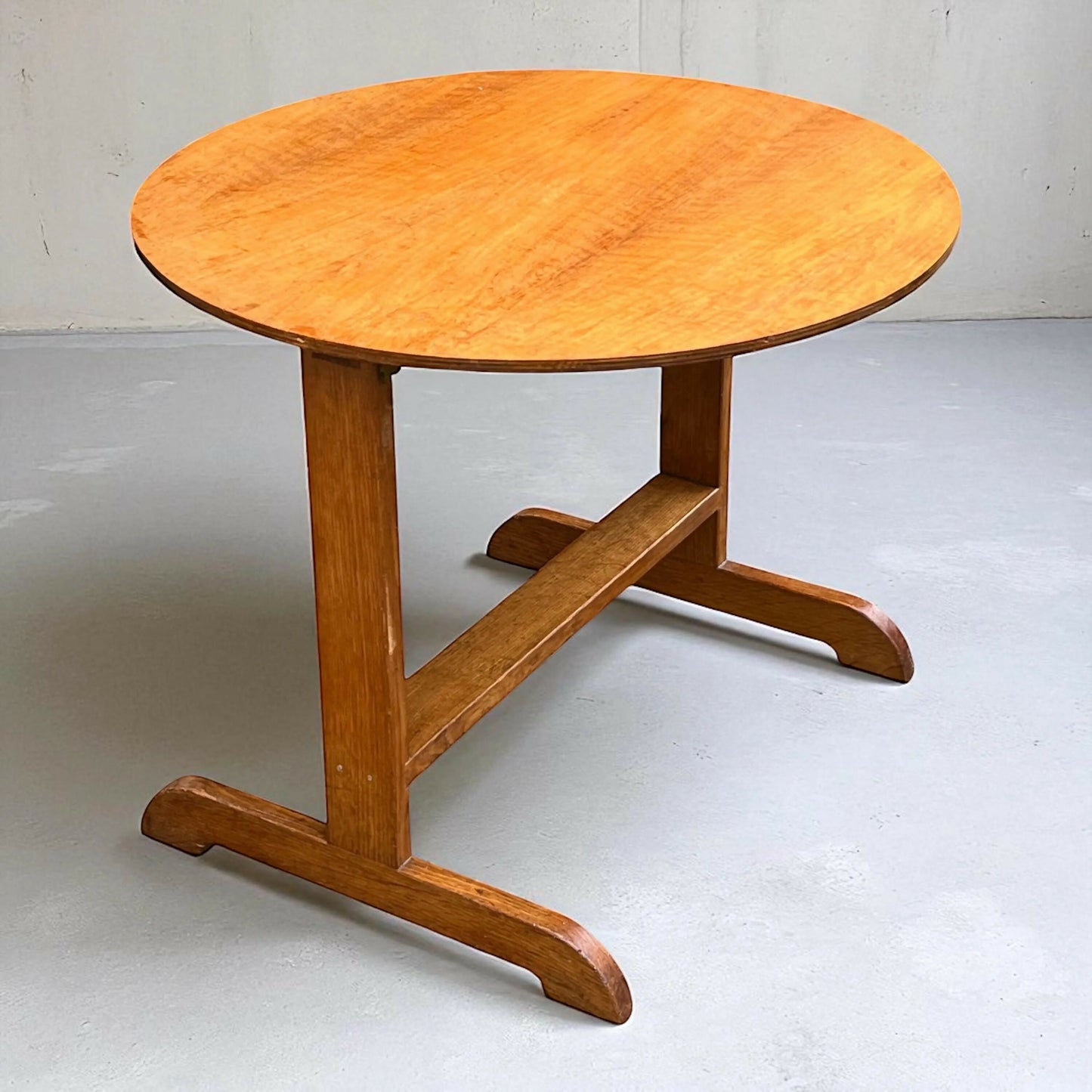 Art Deco tilt top light Oak side table