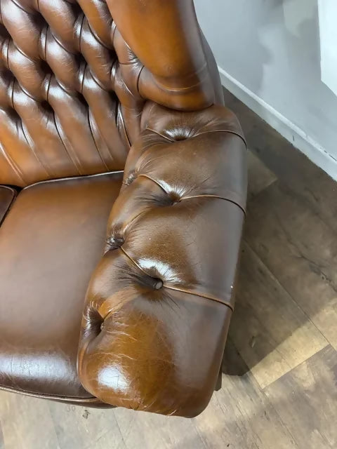 Vintage Brown Leather Button Back Chesterfield Two-Seater Settee